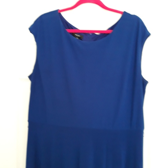 Beautiful Blue Dress - Picture 2 of 4